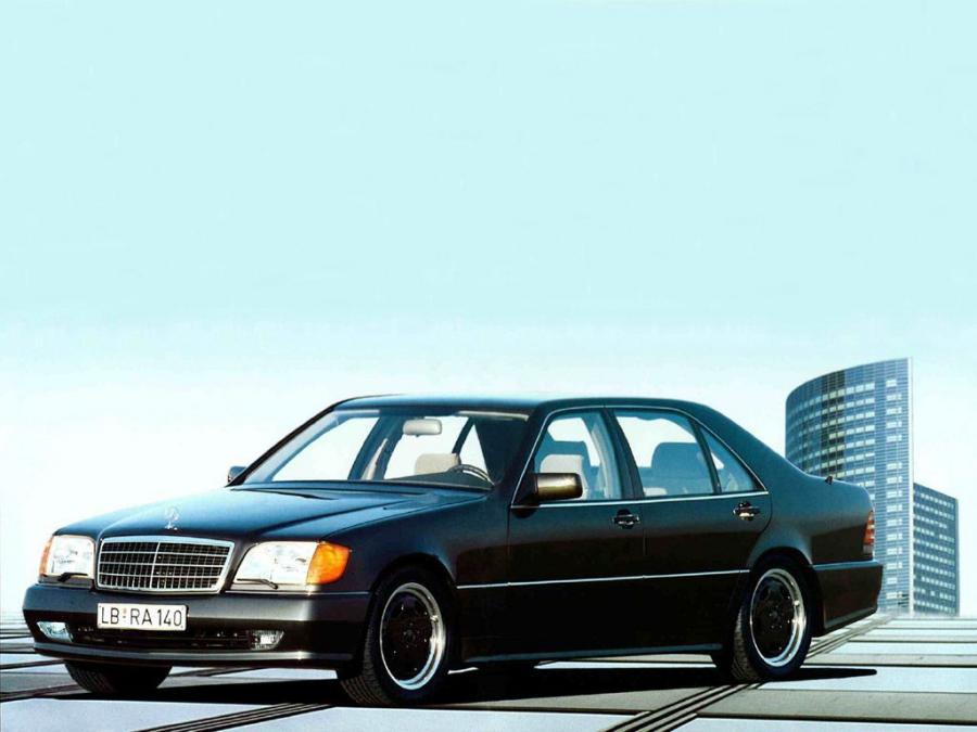  Mercedes-Benz S-Class by AMG 1992 года  (фото 2 из 2)